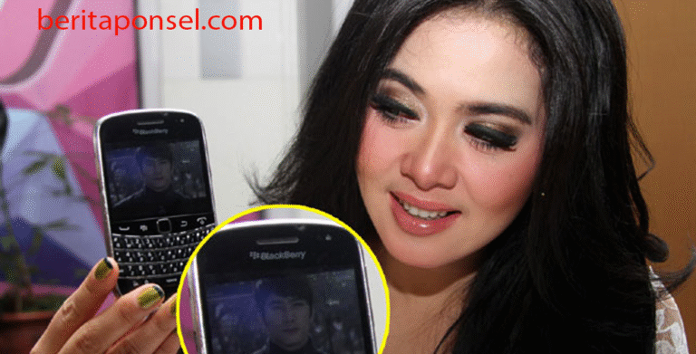 Blackberry Hilang dan Beredarnya Foto Hot Syahrini